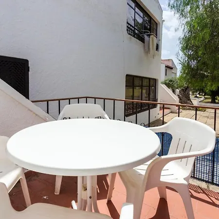 Appartement Studio In Aldeamento Das Pedras D'el Rei With Shared Pool Furnished Terrace And Wifi 8 Km From The Beach Sao Pedro (Algarve)